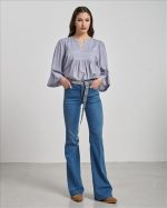 HIGH WAIST FLARE LEG JEAN