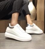 SNEAKERS SHOES