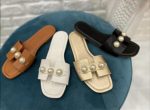 FLAT SANDALS