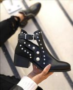 ANKLE BOOTS