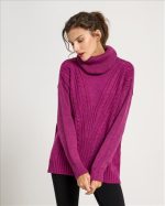 HIGH NECK KNITTED