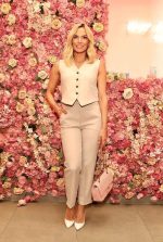 TROUSER SUIT - Image 14