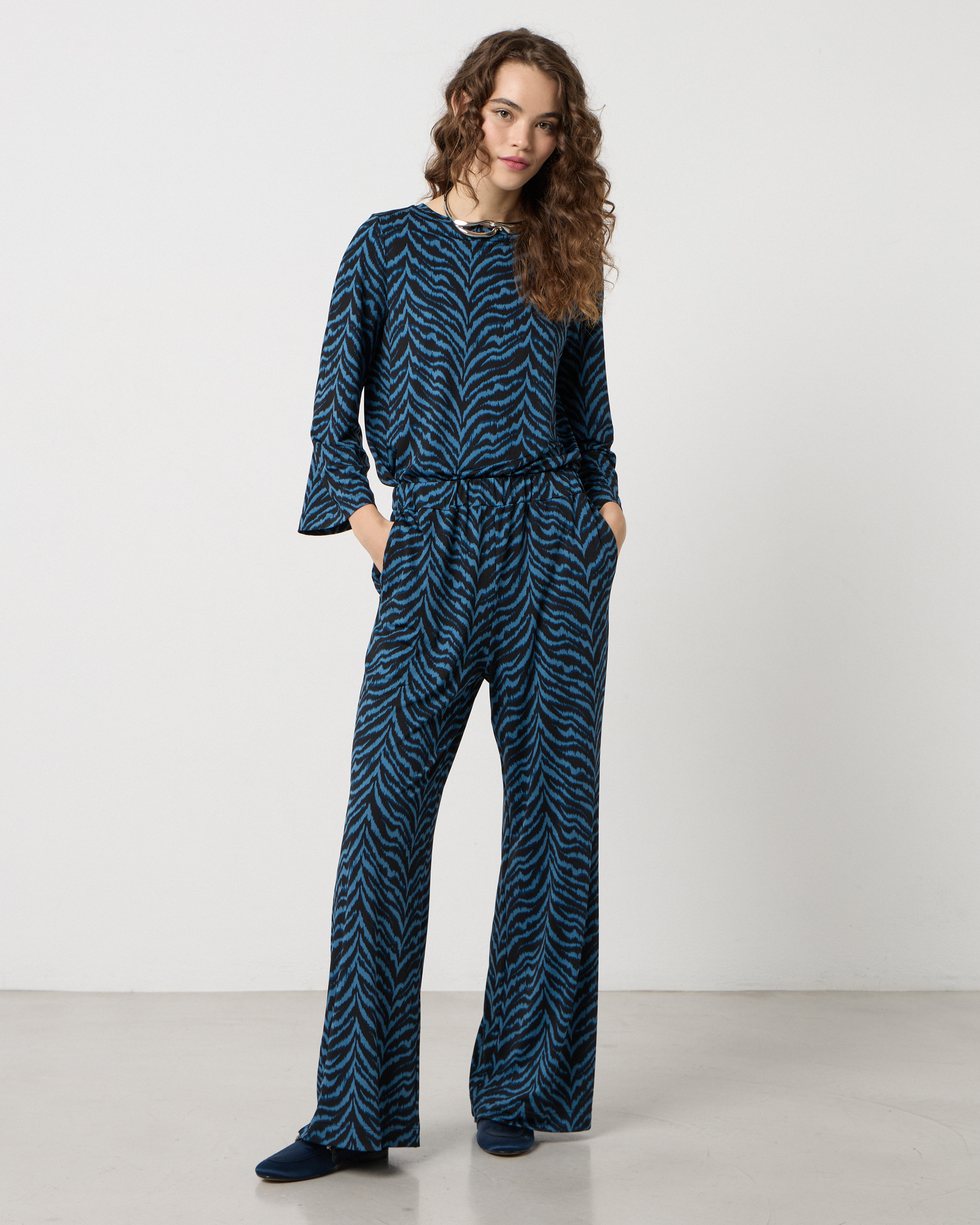 26049B.jpg TROUSER LYCRA PRINTED - Image 1