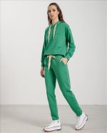 FOOTER HOOD - Image 9