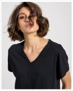 BLOUSE SIMPLE V NECK - Image 4