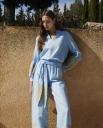 BLOUSE LINEN V NECK - Image 2