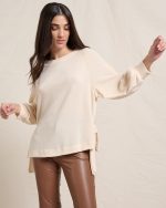 KNITTED ROUND NECK