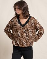 BLOUSE V NECK ANIMAL PRINT - Image 2