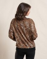 BLOUSE V NECK ANIMAL PRINT - Image 4