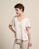 BLOUSE SATIN V NECK