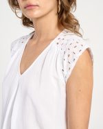 BLOUSE LINEN V NECK - Image 12
