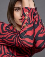 KNITTED BLOUSE ZEBRA PRINT - Image 3