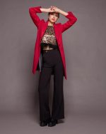 CROP TOP SEQUIN ANIMAL PRINT - Image 5