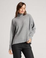 KNITTED SWEATER
