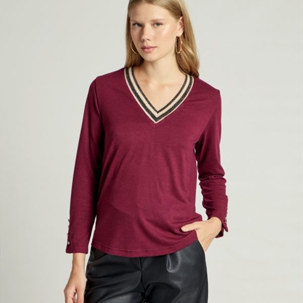 KNITTED V NECK