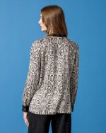 BLOUSE SNAKE PRINT - Image 6