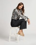 BLOUSE PRINTED RUCHED MOCK NECK