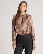 BLOUSE PRINTED RUCHED MOCK NECK - Image 7