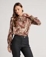 BLOUSE PRINTED RUCHED MOCK NECK - Image 11