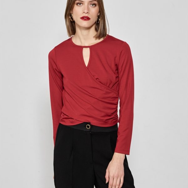 BLOUSE ROUND NECK CUT OUT