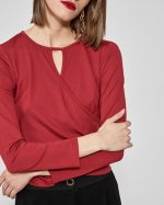 BLOUSE ROUND NECK CUT OUT - Image 9