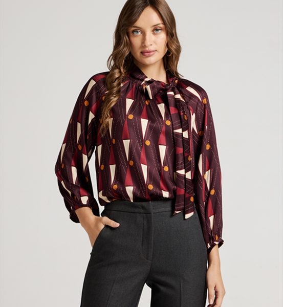 BLOUSE PRINTED TIE NECK