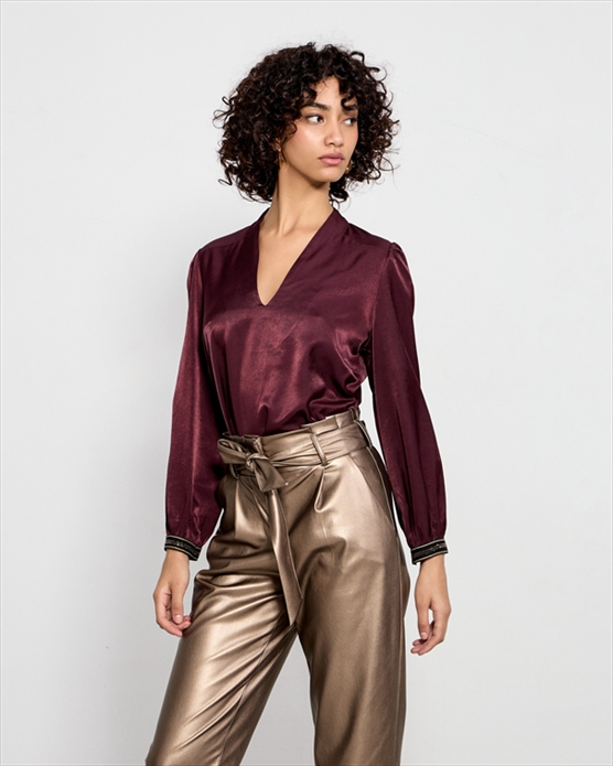 48145.jpg BLOUSE CUPRO V NECK - Image 1