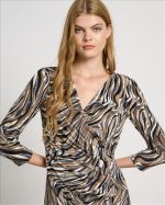 DRESS PRINTED PLEAT FRONT - Image 3