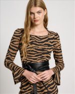 DRESS SHORT PRINTED WITH BELT - Image 4