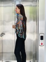 BLOUSE SATIN PRINTED - Image 13
