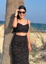 CROP TOP 3D EMPROIDERY