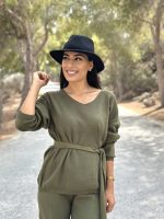 KNITTED SWEATER WITH BELT