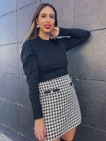 KNITTED SWEATER ROUND NECK