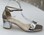 LOW HEEL SANDAL - Image 2