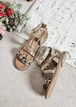 FLAT SANDALS STUDDED - Image 3