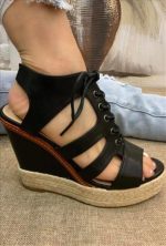 PLATFORM SANDALS