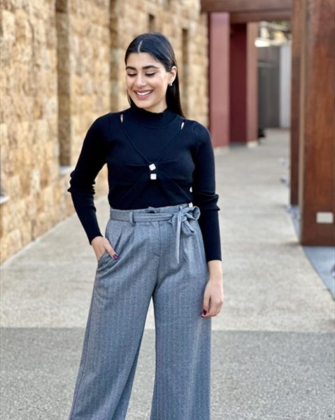 KNIT SWEATER RUCHED FRONT