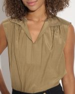 BLOUSE SHINY SLEEVELESS - Image 3