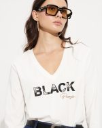 T-SHIRT V NECK - Image 17
