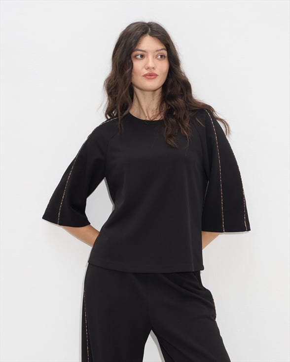 40058.jpg BLOUSE CONTRAST ON SLEEVE - Image 1