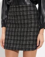 TWEED MINI SKIRT - Image 3
