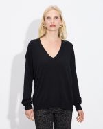 V NECK KNITTED LIGHTWEIGHT - Image 15