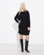 KNITTED DRESS HIGH NECK