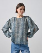 BLOUSE BLUE SNAKE PRINT - Image 2