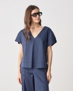 BLOUSE COTTON V NECK - Image 18