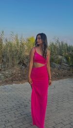 MAXI DRESS ONE STRAPS - Image 15