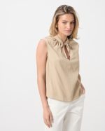 BLOUSE SLEEVELESS TIE NECK - Image 3