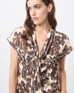 BLOUSE PRINTED SHORT SLEEVE - Image 3